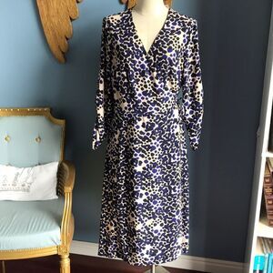 NWT Soon Black beige & purple printed midi wrap dress. 3/4 ruged sleeves size 14